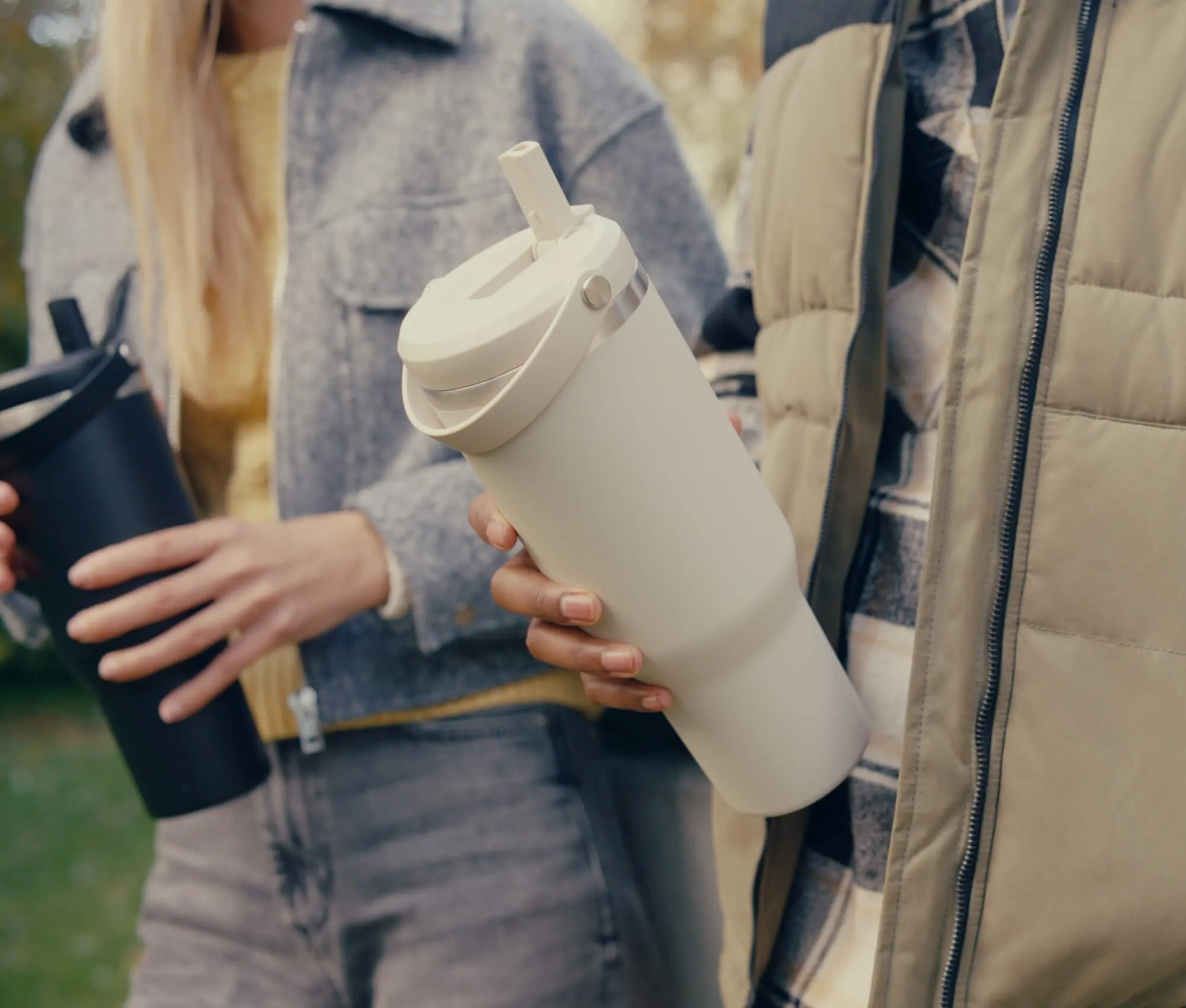 40oz Nomad with Handle and Straw Lid