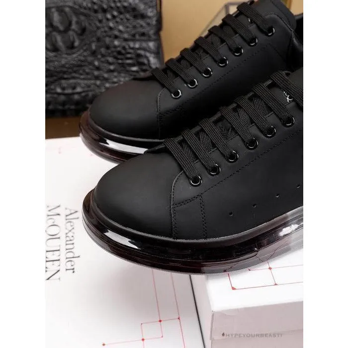 Alexander McQueen Black / Back Rubber Sole Sneaker