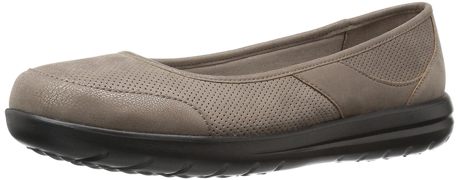 CLARKS Women's Jocolin Myla Flat